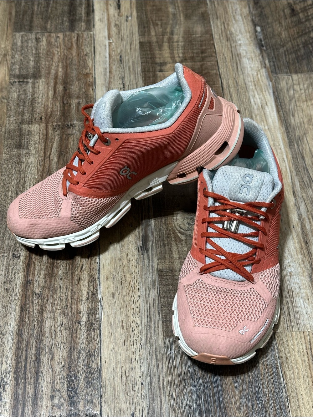 On Cloud Women's Coral/Pink Mesh Running Shoes